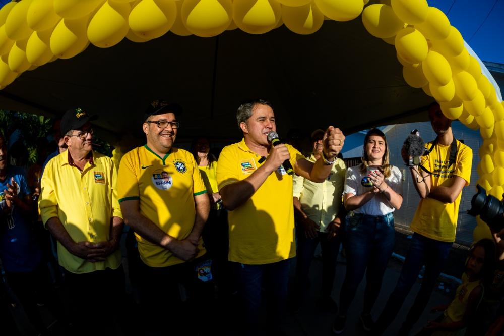 Efraim chega em Natuba e firma primeiro compromisso para mandado de senador: 