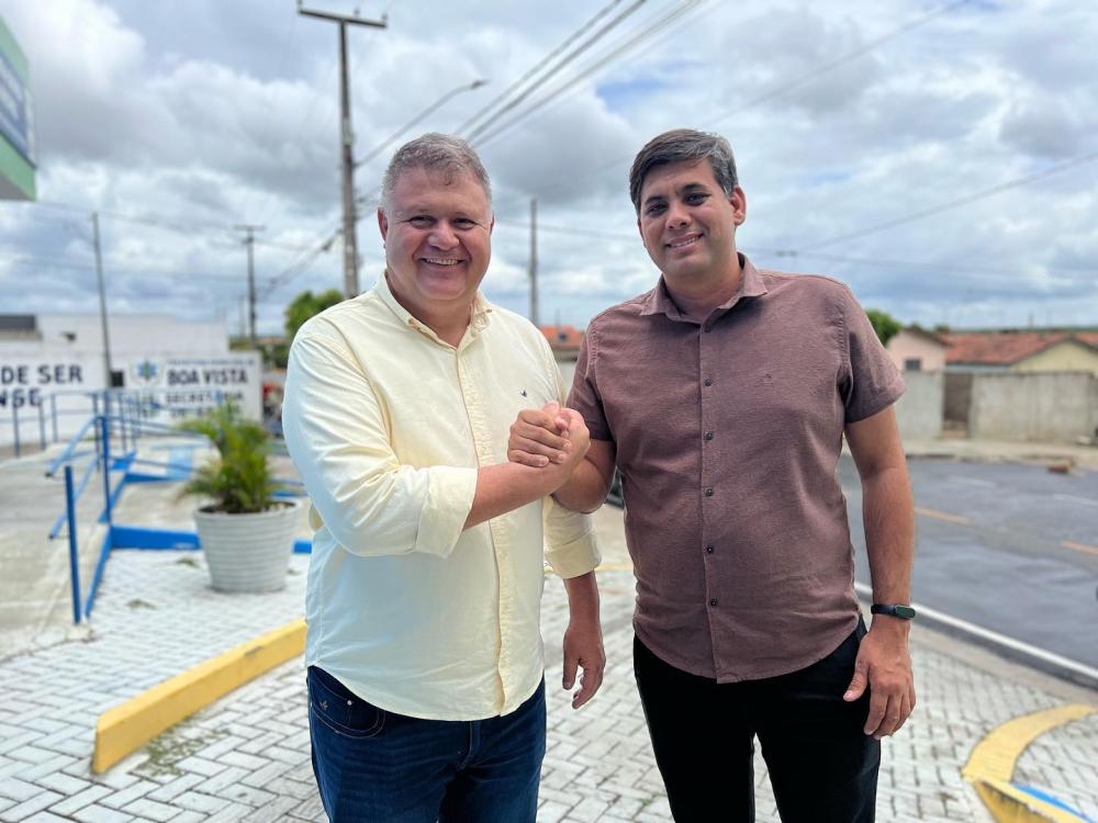 Prefeito de Boa Vista recebe Prefeito de Cabaceiras acompanhado de equipe administrativa