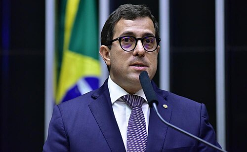 Gervásio Maia deixa o PSB, fala em “fim de ciclo” e reforça compromisso social
