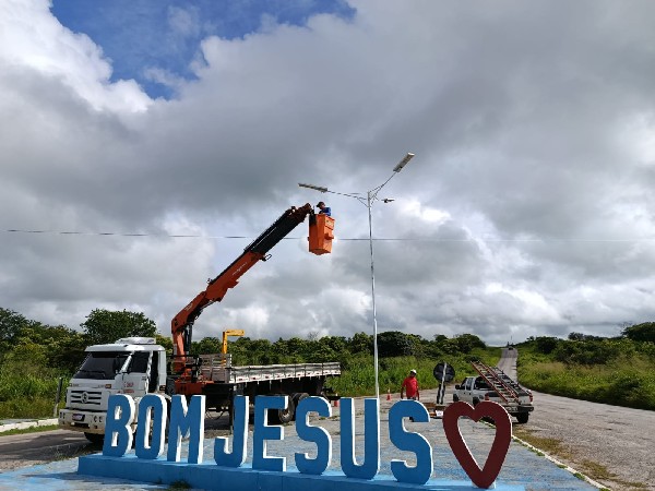 Prefeitura de Bom Jesus intensifica manutenção da iluminação pública e amplia sensação de segurança