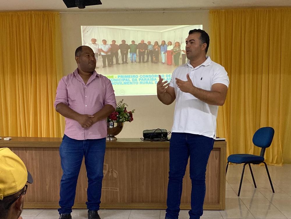 Prefeito de Barra de Santa Rosa participa de reunião para implantação Conselho do Serviço de Inspeção do Seridó e Curimataú