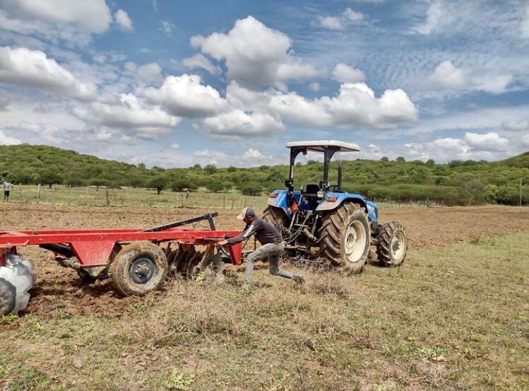 Prefeitura de Diamante inicia corte de terras nas Comunidades Rurais