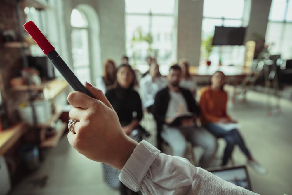 Faculdade SENAI abre inscrições para cursos de pós-graduação