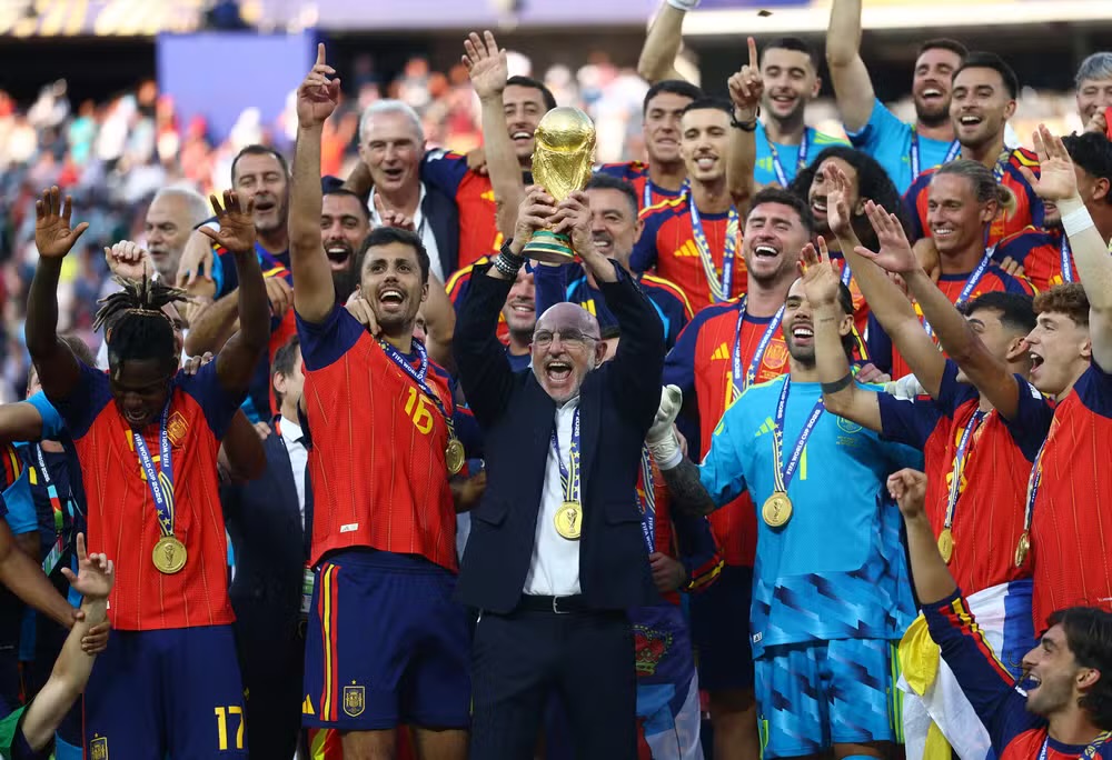 Espanha conquista o bicampeonato mundial e volta ao topo do futebol após 16 anos