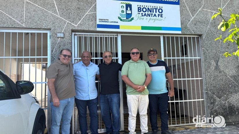 Bonito de Santa Fé amplia estrutura da Casa de Apoio em João Pessoa e entrega veículo para pacientes