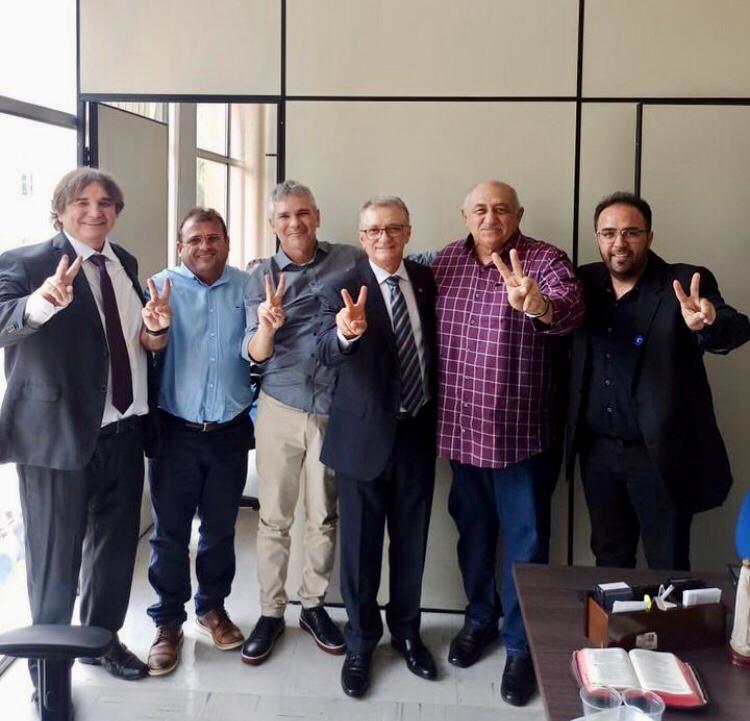 Prefeito de Riacho dos Cavalos prestigia posse dos Deputados Estaduais