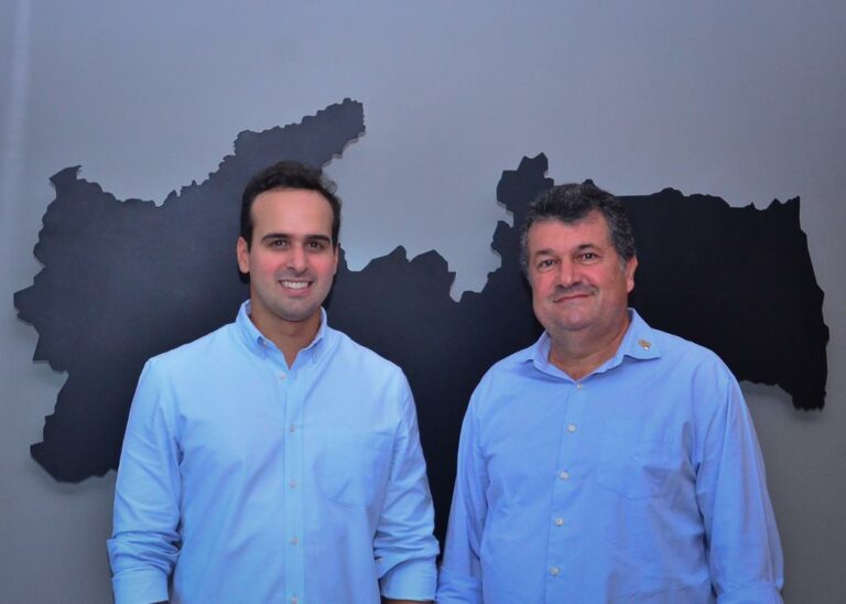 George Coelho e vice-governador Lucas Ribeiro discutem desenvolvimento do estado e fortalecimento do municipalismo