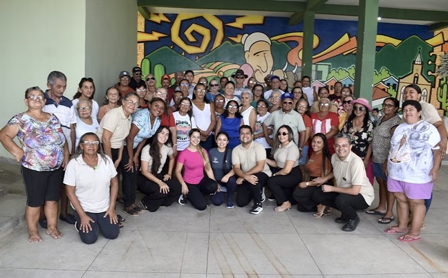 São José do Bonfim promove Dia do Brega e reúne grupo de idosos em tarde de música e confraternização