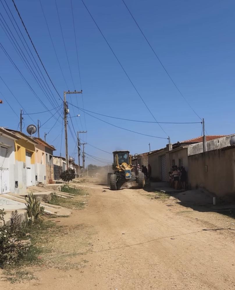 Bonito de Santa Fé inicia pavimentação no bairro Jardim das Neves