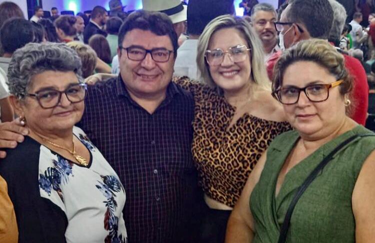 Prefeito Geraldo Moura Ramos de Soledade prestigia posse Pollyanna Dutra como Secretária do Desenvolvimento Humano do Estado da Paraíba.