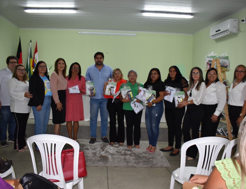 Prefeitura de São Jose do Bonfim promove reunião de abertura do ano letivo