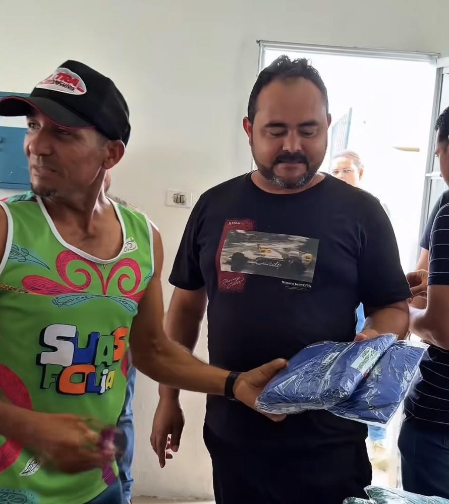 São José dos Ramos entrega novos fardamentos aos servidores da Secretaria de Infraestrutura e Obras