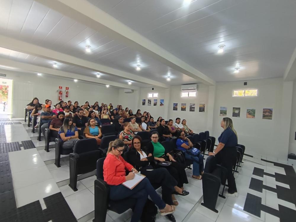 Araruna promove formação em Atendimento Educacional Especializado para professores e cuidadores