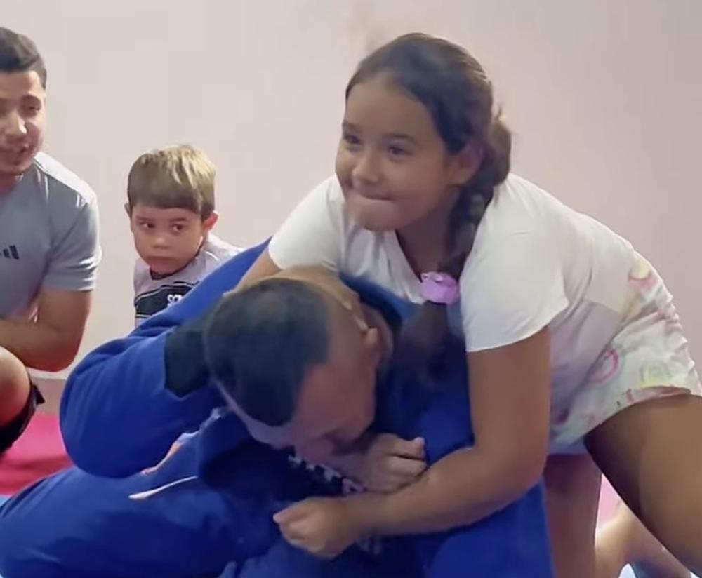 Barra de Santa Rosa amplia atividades do Serviço de Convivência e oferece oficina de Jiu-Jítsu para crianças e adolescentes