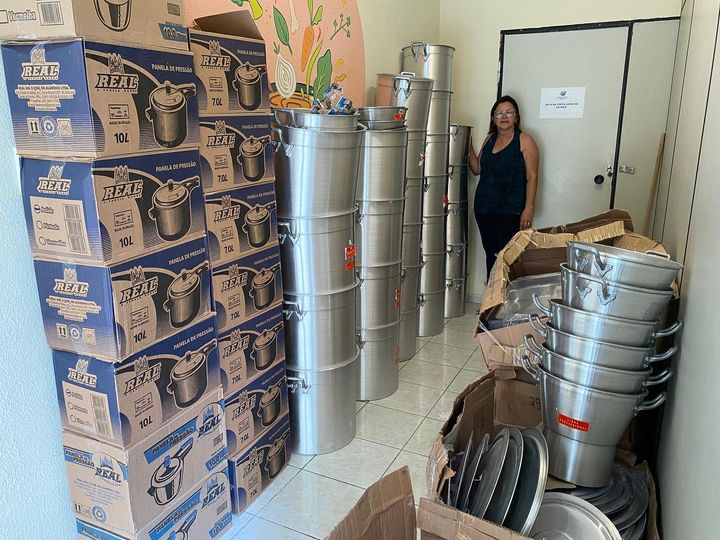 Prefeitura de Barra de Santa Rosa adquire novos utensílios de cozinha para escolas municipais