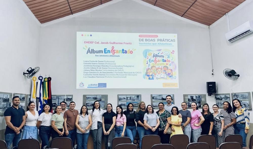 São João do Rio do Peixe mobiliza equipes escolares para fortalecer a alfabetização