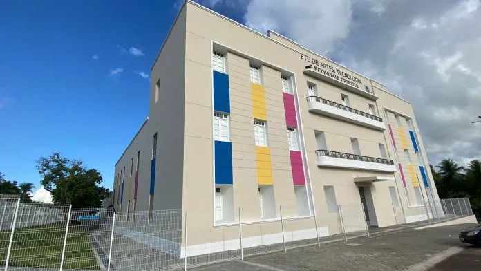 João Azevêdo inaugura escola integral nesta sexta-feira, em JP