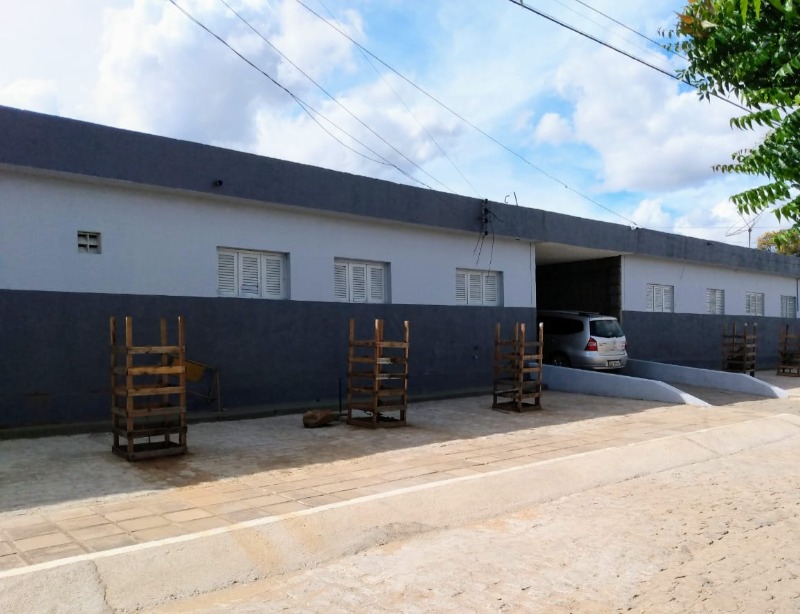 Em Quixaba, Prédio da Secretaria de Transportes passa por reforma