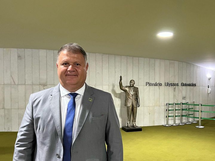 Prefeito de Boa Vista vai à Brasília em busca de novos projetos para o município.