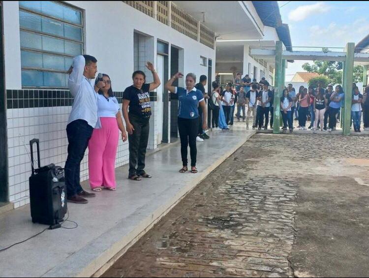 Prefeitura de Diamante realiza ginástica laboral em escola municipal