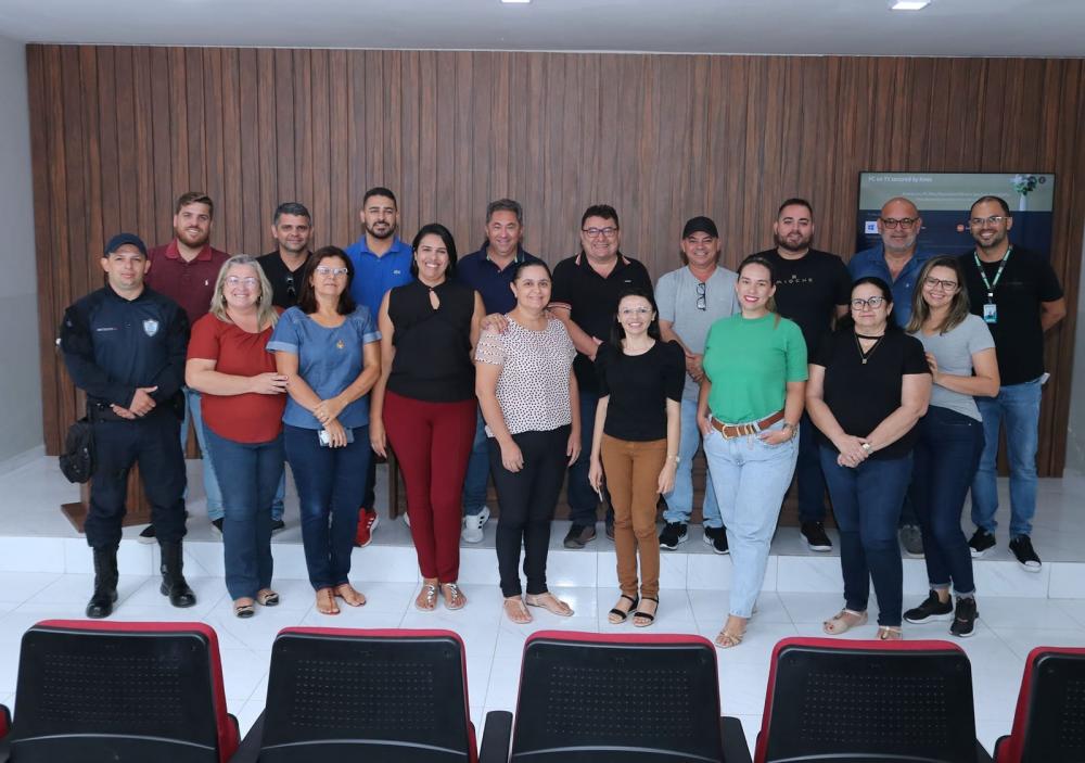 Prefeito Geraldo Moura Ramos participou de reunião sobre DEMUTRAN de Soledade.
