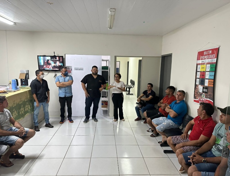 Prefeitura de Quixaba comemora início de atendimento noturno para homens do município