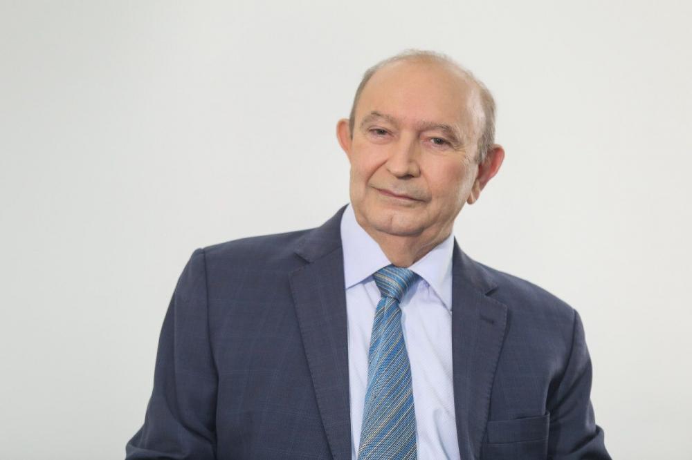 Buega Gadelha é internado em hospital de São Paulo para realização de exames