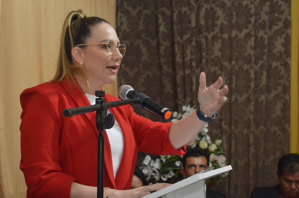 Prefeita de Bom Jesus anuncia pacote de obras para a Comunidade São Jose durante sessão itinerante realiza pelo legislativo municipal