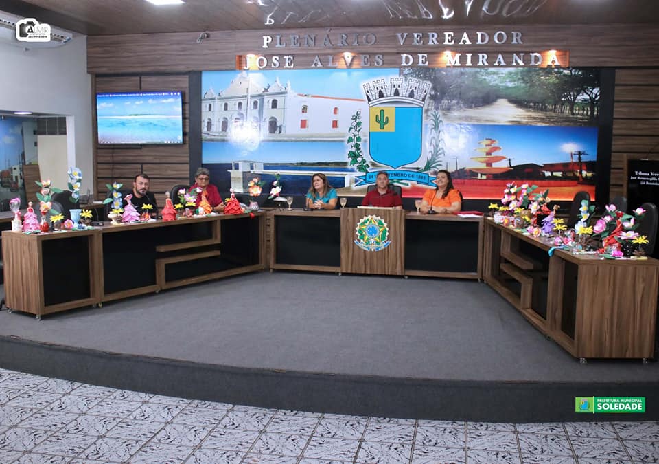 Prefeitura de Soledade certifica alunas do Curso de Flores Artificiais que participaram de curso no município