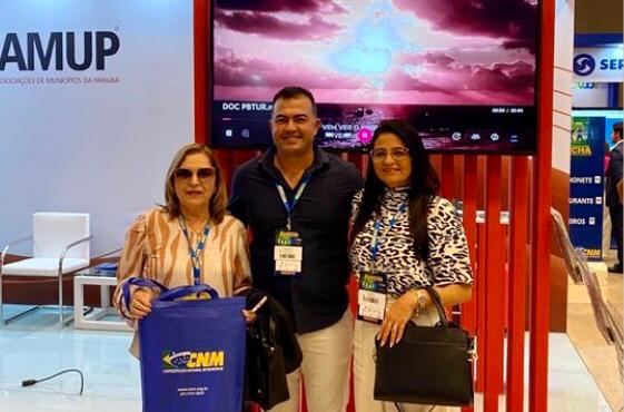 Prefeito Neto Nepomuceno de Barra de Santa Rosa participa da Marcha a Brasília em defesa dos municípios