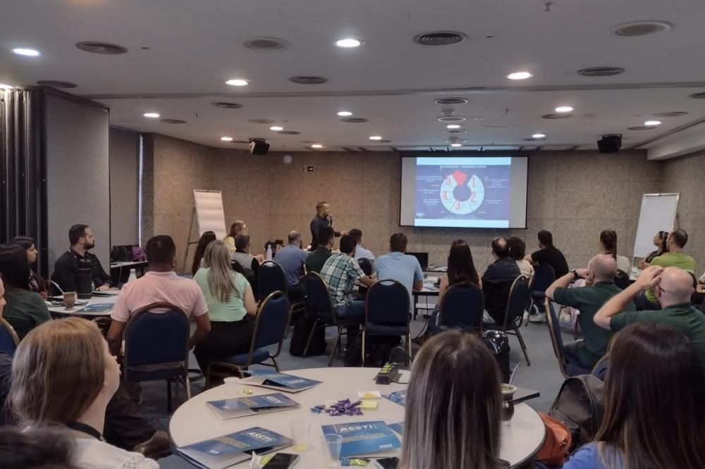 Profissionais do Rio Grande do Sul recebem capacitação para uso da metodologia ASSTI do SESI PB