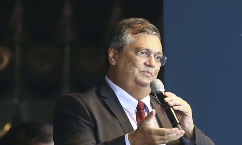 João e Flávio Dino lançam programa e entregam viaturas e equipamentos