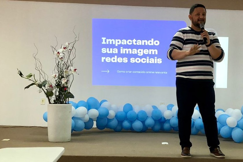 A programação contou com a participação de alunos e colaboradores do SENAI, e além de comemorar a data, também buscou impulsionar a solidariedade na Unidade da instituição.