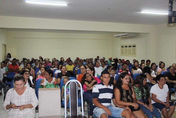 Prefeitura de Barra de Santa Rosa promove Cine EJA para estudantes