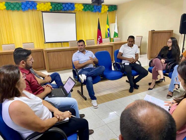 Prefeito de Barra de Santa Rosa planeja Festa dos 64 anos de Emancipação Política do Município