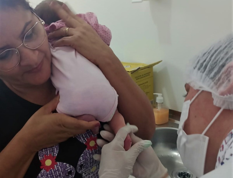 Saúde de Quixaba começa a realizar teste do pezinho no Município