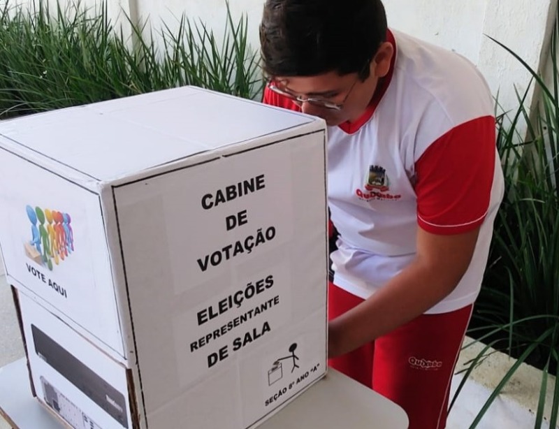 Democracia: Em Quixaba, Escola Cícero Sulpino realiza eleições para escolha de representantes de sala do Fundamental II