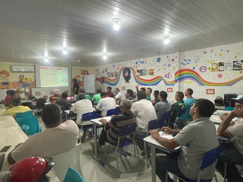 Em Monteiro, Motoristas da Rede Municipal de Ensino participam de curso sobre transporte escolar