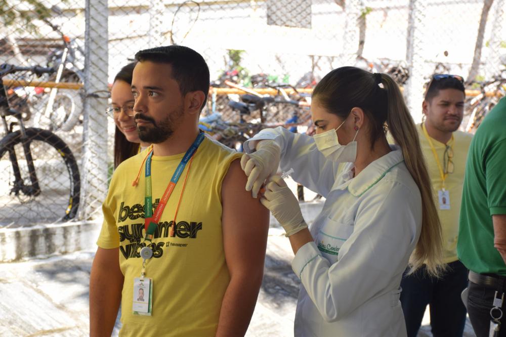 SESI inicia campanha de vacinação deste ano com a meta de atender 12 mil trabalhadores