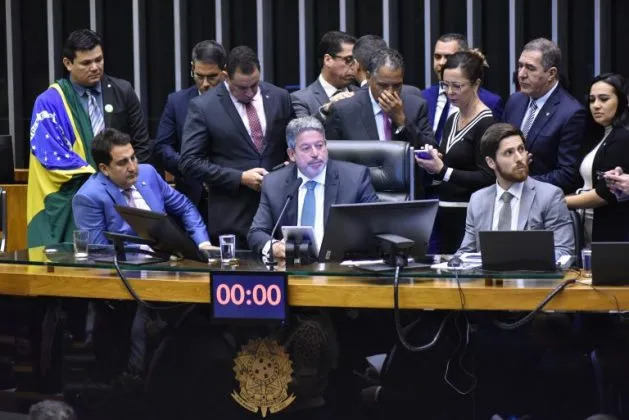 PL das Fake News deve ser votada nesta terça-feira na Câmara dos Deputados