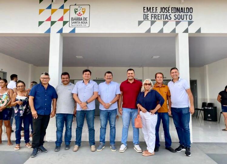 Prefeitura de Barra de Santa Rosa entrega Escola Municipal na Comunidade do Quandú