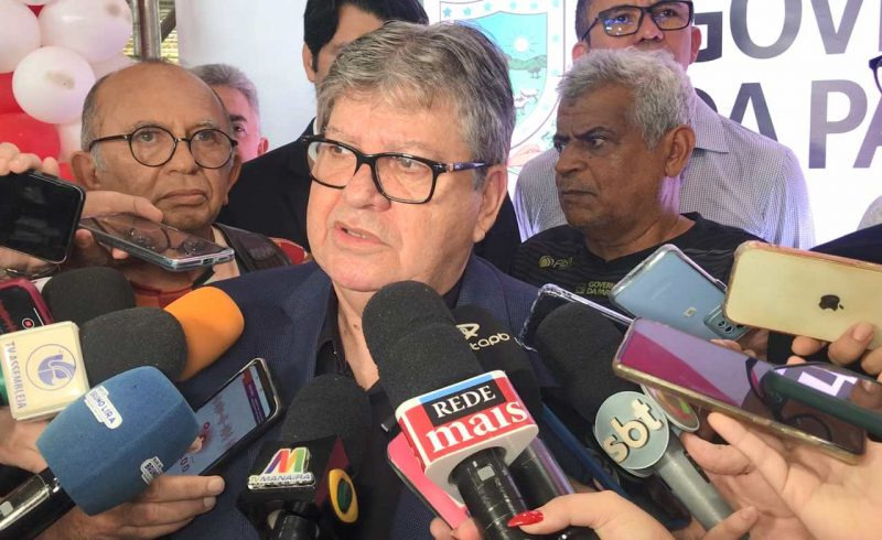 João Azevêdo sinaliza para aliança com Romero: “Ninguém fecha porta para nada”