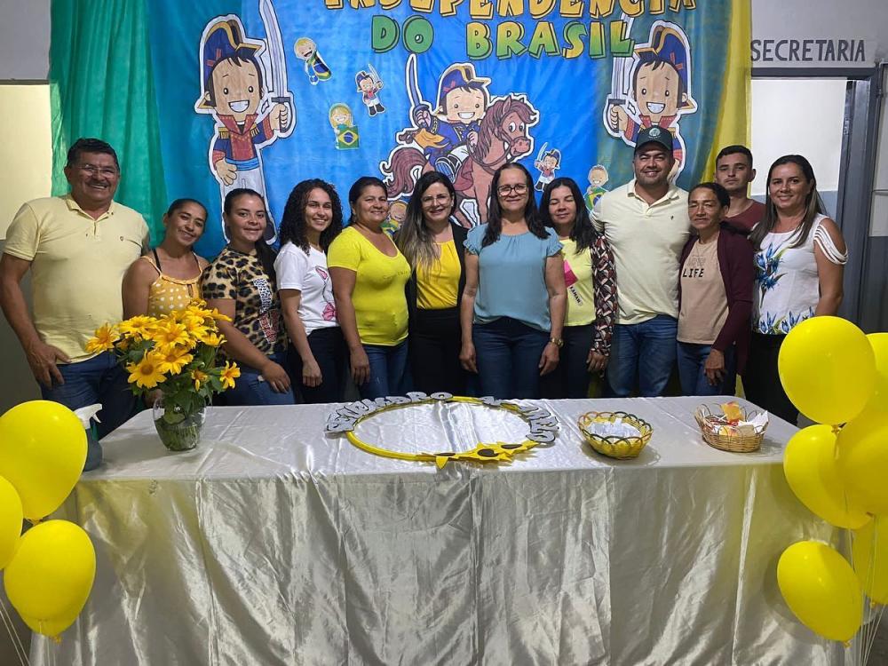 Prefeito e Vice-prefeito de Barra de Santa Rosa participam de evento sobre Setembro Amarelo na Escola Manoel Nunes, no sítio Fechado. 