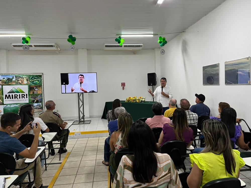 Grupo Miriri apresenta projeto educacional ‘Movimento Abraçar’ a Famup e prefeitos paraibanos