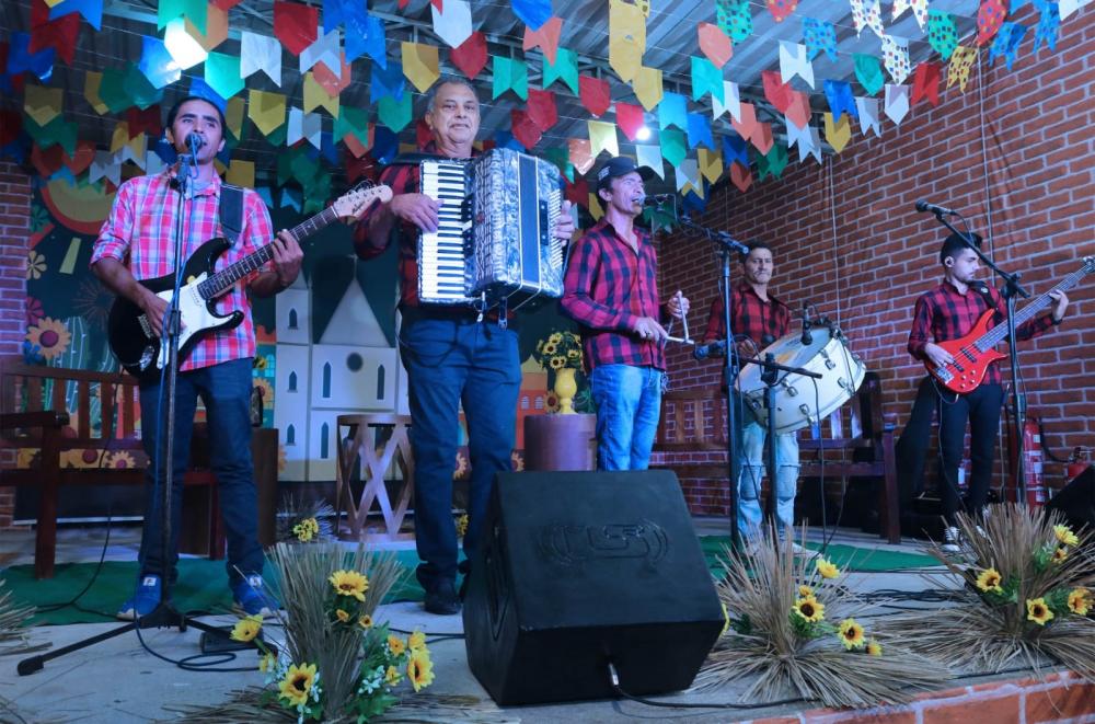 Prefeitura de Soledade realiza o lançamento do São João em grande estilo, com a participação de artistas locais.