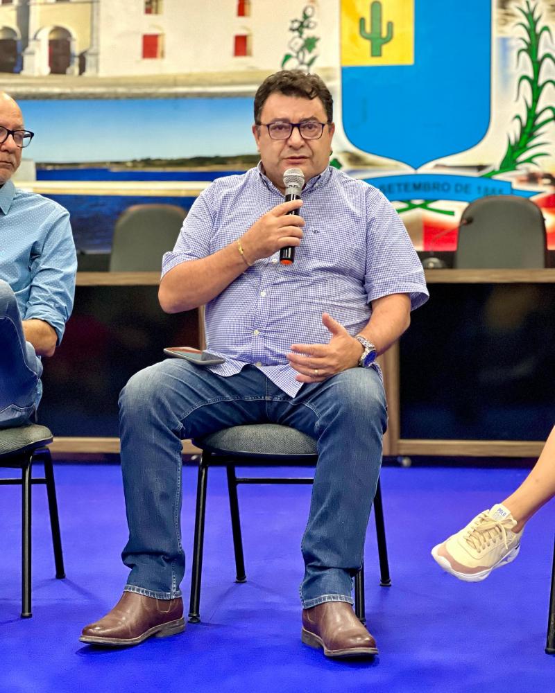 Prefeitura de Soledade e Sebrae apresenta Projeto do 3° Festival de Queijos de Soledade a comerciantes, vereadores e sociedade civil.