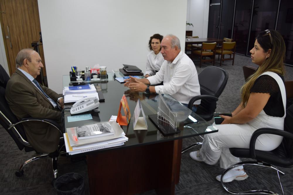 Presidente da FIEP se reúne com prefeito de Ingá para definir projeto de capacitação para estudantes do município