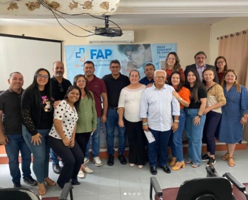 Prefeito de Barra de Santa Rosa participa de reunião com Diretoria do hospital das FAP