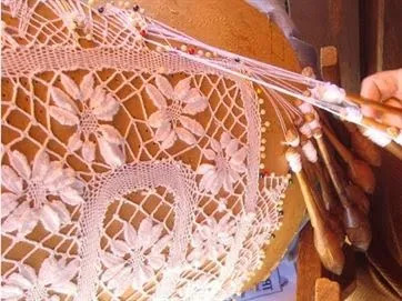 Monteiro recebe a “Caravana de Labirinteiras” de Juarez Távora para conhecer projeto da renda renascença