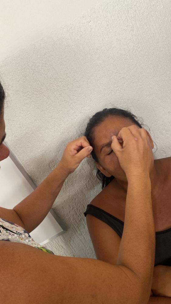 Em Soledade, aula prática do curso Designer de Sobrancelhas da turma da segunda-feira foi realizado no CRAS